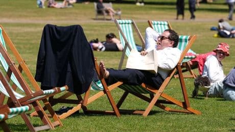 Exact date mini heatwave set to hit UK as Caribbean jet stream to bring 25C heat blast