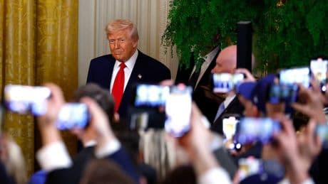 Les États-Unis empochent-ils 2 milliards de dollars par jour grâce aux droits de douane comme le dit Trump?