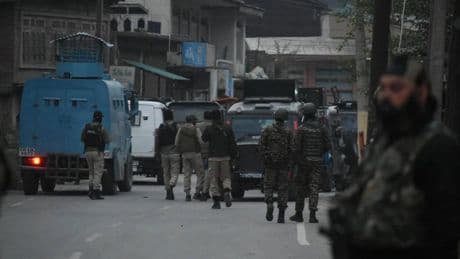 Pakistan'da patlama: 4 ölü, 17 yaralı
