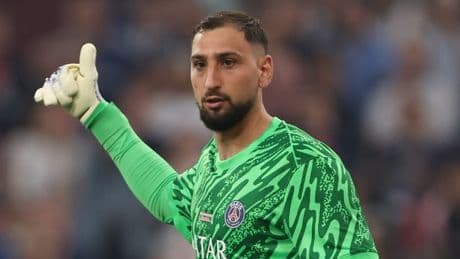 Gianluigi Donnarumma's agent confirms talks as Man Utd monitor PSG keeper