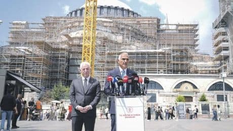 Ayasofya’yı yapay zekayla koruyoruz