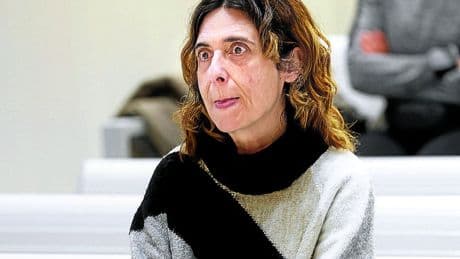 La Justicia absuelve a una etarra por sufrir «tratos inhumanos» de la Policía