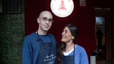 Llega a Bizkaia la moda de la 'coffee party': fiesta mañanera con café de especialidad y música techno