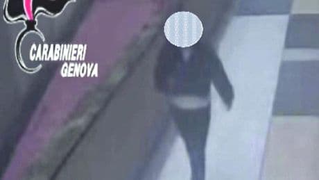 In trappola le regine delle truffe agli anziani. Ora è caccia ai boss di Secondigliano