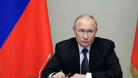 Vladimir Putin to offer all Russians one week extra annual leave a year for insane reason