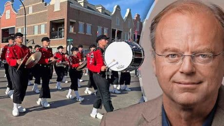 ’Hollandser kán ’t niet op Amerikaans platteland: Orange City is Volendam, Staphorst en de Zaanse Schans bijeen’