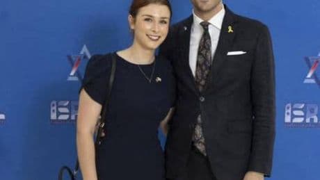 Colleghi e innamorati. Lui stava per chiederle la mano