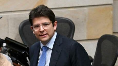 Morto Miguel Uribe: il candidato alle presidenziali colombiane era stato vittima di un attentato due mesi fa