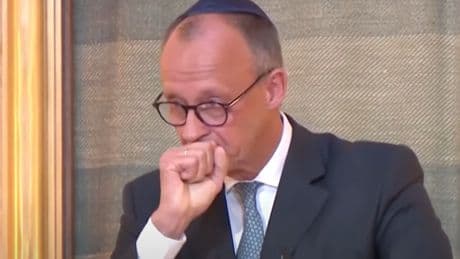 Merz rompe a llorar en la reapertura de una sinagoga de Múnich arrasada por los nazis