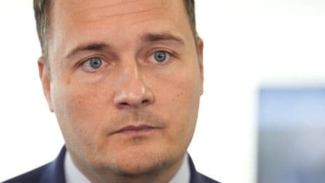 Physician associates union takes Government to court over planned role changes