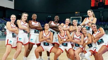 Repóquer taronja a un paso de la final del Eurobasket U16F