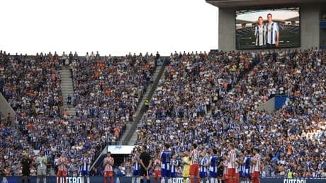 Lágrimas y poco fútbol en el homenaje a Diogo Jota y su hermano André entre el Oporto y el Atlético en el que vencieron los lusos