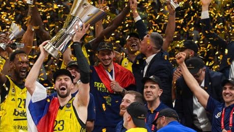 Basketbol dünyası Avrupa Ligi şampiyonu Fenerbahçe Beko'yu kutladı