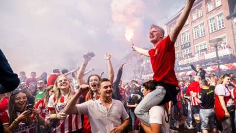 Binnenstad Eindhoven ontploft van vreugde na titel PSV