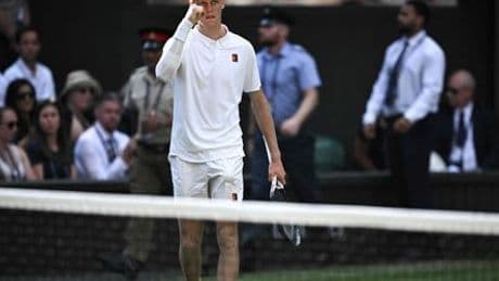 Wimbledon-Finale: Jannik Sinner bezwingt Carlos Alcaraz und holt ersten Grand-Slam-Titel auf Rasen
