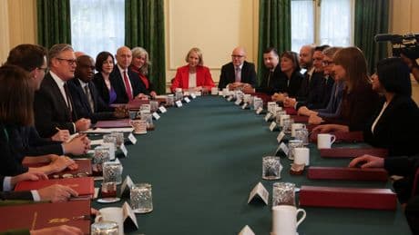 Starmer hits out at Reform’s ‘politics of grievance’ as his new Cabinet meets