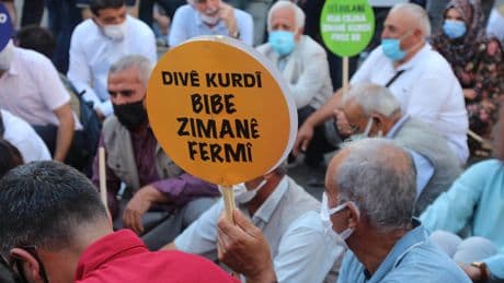Diyarbakır Barosu Kürt Dili Komisyonu Başkanı: Kürtçe önündeki yasal engeller kalkmalı