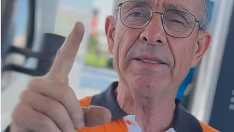 Soy trabajador de una gasolinera y este es el mejor combustible para repostar tu coche: "Te cuidará el motor"