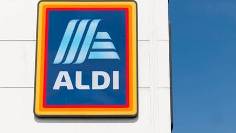 Airdrie Division Guides receives £1k investment from Aldi Scotland as part of annual Scottish Sport Fund initiative