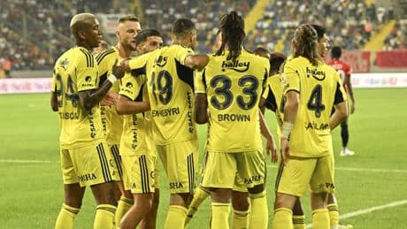 Fenerbahçe'nin Avrupa Ligi kadrosu açıklandı!