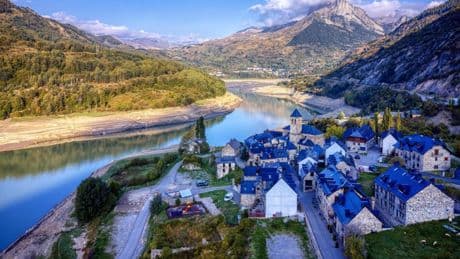 Descubre el encanto oculto del valle de Tena