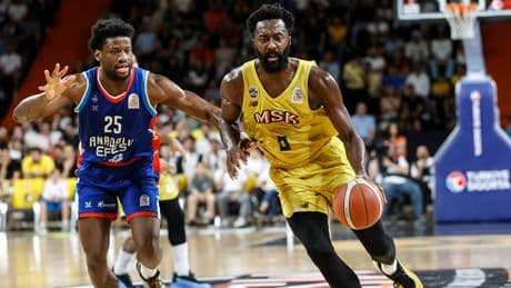 Anadolu Efes, Mersin Spor'u yenerek yarı finale yükseldi