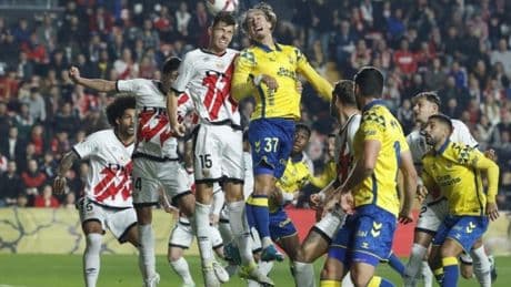 El sueño europeo del Rayo complica la permanencia canaria