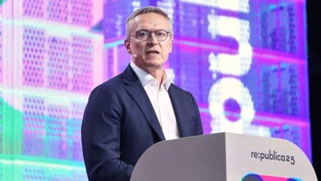 Für Ausweise, Führerschein, Fahrkarten - Neuer Minister will digitale Geldbörse für alle