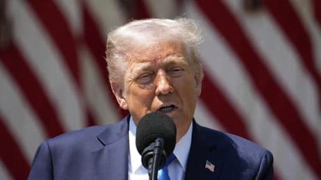 Trump anuncia aranceles del 100% a las películas producidas en el extranjero