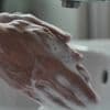 Kaltes oder warmes Wasser? So werden Ihre Hände richtig sauber