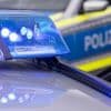 Polizei und Sanitäter rückten an: Schüler attackieren Sicherheitsmann auf Schulgelände in Schleswig-Holstein