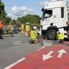 81-jarige bromfietser belandt onder vrachtwagen in Beernem: “Wellicht gaat het om dodehoekongeval”