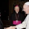 Mort du pape François : Mireille Mathieu rend hommage à la "bonhomie" du souverain pontife, qu'elle a rencontré en 2019