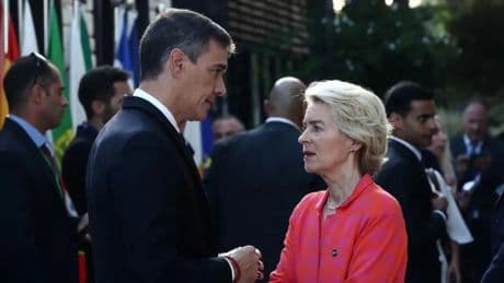 Von der Leyen asegura el apoyo de Bruselas en la recuperación por los incendios de España