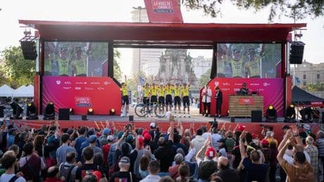 Vuelta ciclista a España 2025 femenina, en directo: última hora de la primera etapa en Barcelona