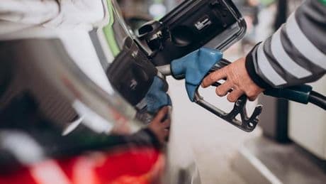 Así puedes evitar que te estafen a la hora de llenar el depósito de tu coche