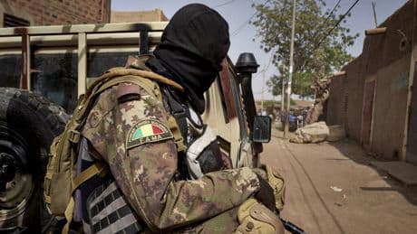 Mali: embuscade des rebelles du FLA contre un convoi de l'armée et de l'Africa Corps dans la région de Kidal