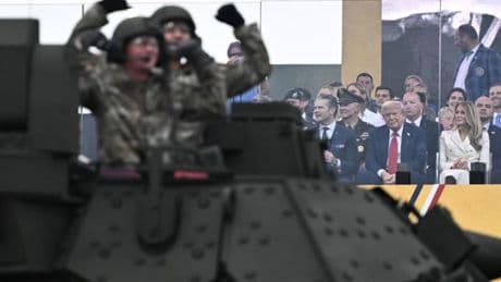 ABD ordusu 250, Trump 79 yaşında: 6 bin asker, tanklar, uçaklar...