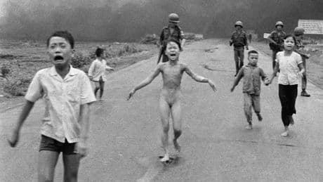 World Press Photo suspende la autoría de 'La niña del napalm'