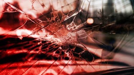 Landau - Vandalen zerstören Autos und Fenster