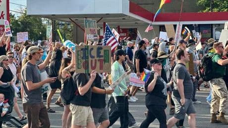 Etats-Unis : mort d’un manifestant blessé samedi par des tirs lors de la marche contre Donald Trump à Salt Lake City