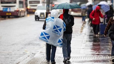Exact date Scotland's 'mini heatwave' to end as Met Office warns of 'heavy showers and rumbles'