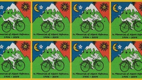 «Bicycle Day» : la folle histoire du premier «trip» sous LSD réalisé par le chimiste suisse Albert Hofmann