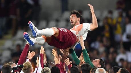 In seinem letzten Spiel bekommt Weltmeister Hummels nur drei Minuten