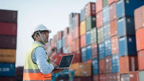 Digital Twins In The Supply Chain: Transforming Operations With Real-Time Simulation And AI