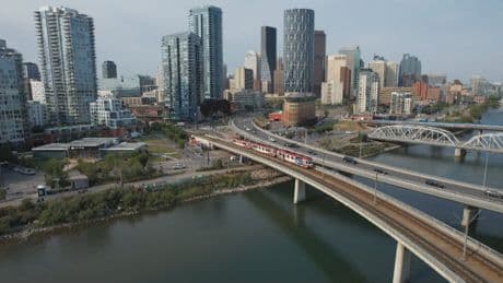Calgarians’ quality of life rebounding, survey says, but faith in council, taxes waning