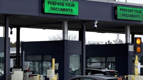 Three alleged human smugglers arrested in Quebec, 44 asylum seekers detained