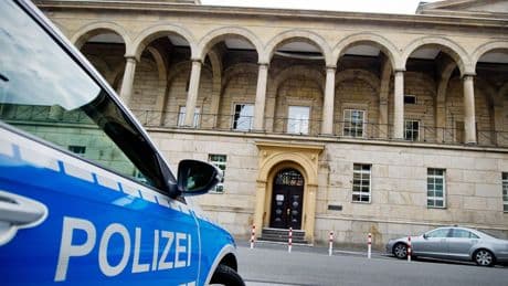 Urteil: Mord aus Rache: 21-Jähriger zu langer Haftstrafe verurteilt