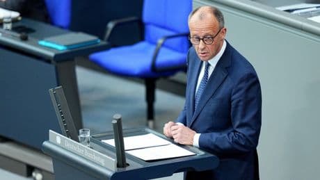 Liveblog zur Merz-Regierung: Merz in erster Regierungserklärung:Bundeswehr soll „konventionell zur s