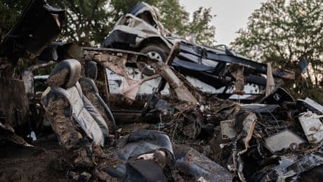 Country singer Pat Green confirms ‘multiple family members’ died in Texas flooding